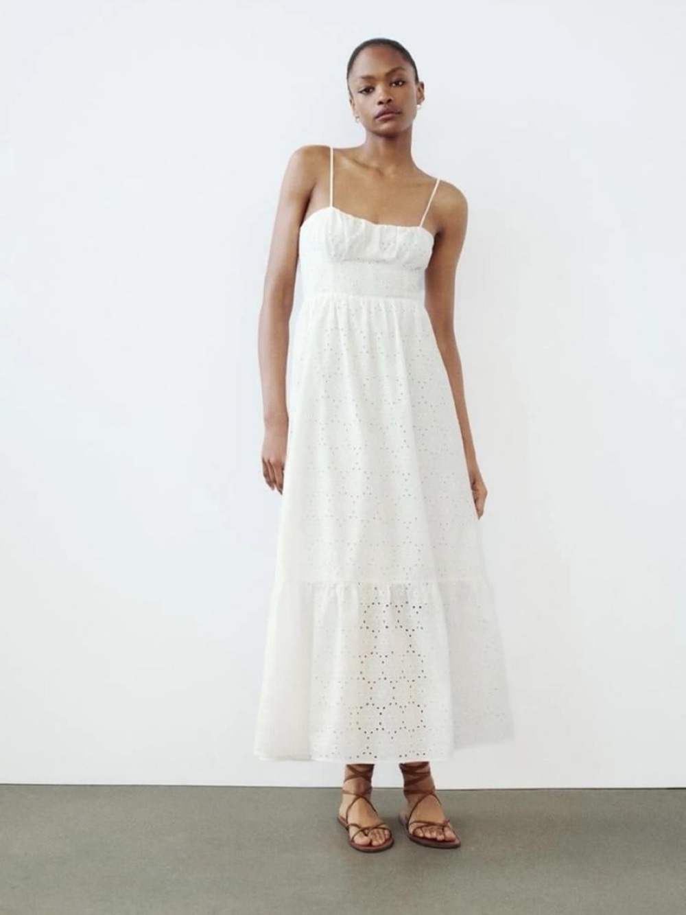 Zara White Eyelet Maxi Dress ✦ Open Back Summer Dress - Picture 2 of 8